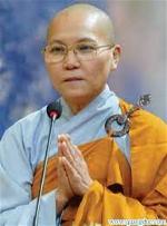 thich-nu-gioi-huong