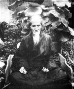 thien-su-hu-van