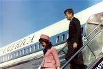 tong-thong-john-f-kennedy-va-phu-nhan